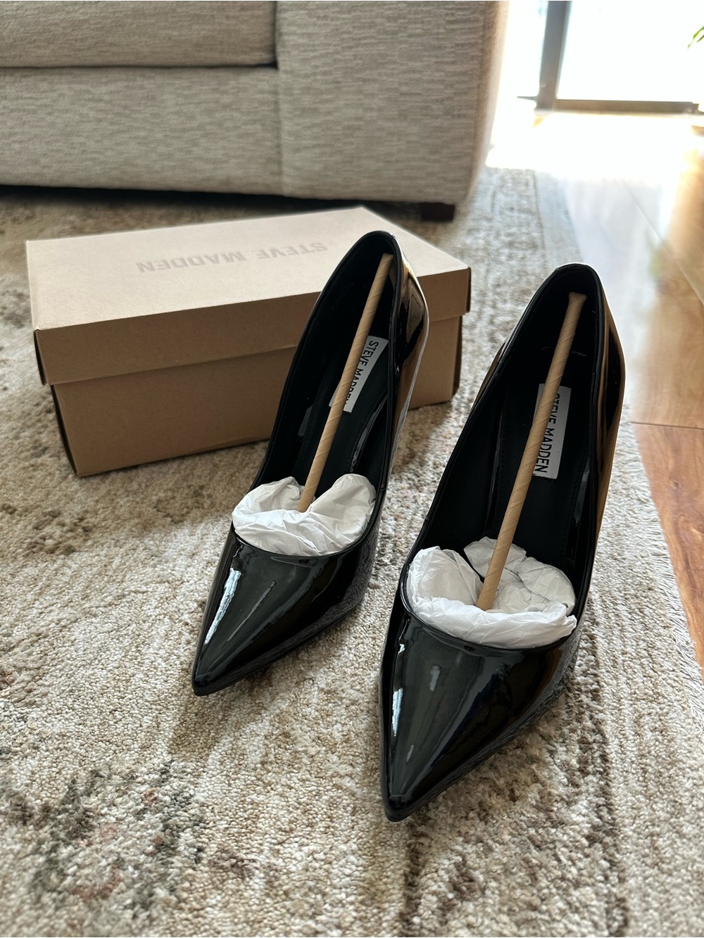 NEW Steve Madden Black Patent Vala Pumps Size 8.5